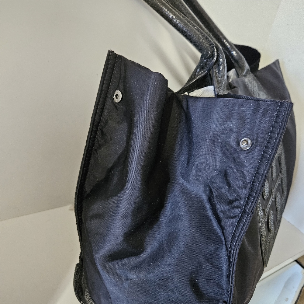 LikeNew!Tory Burch XXL Black Nylon and snake leather Tote bag - Picture 7 of 12